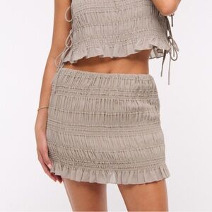 Abercromie and Fitch Ruched Skirt Size Small NWT